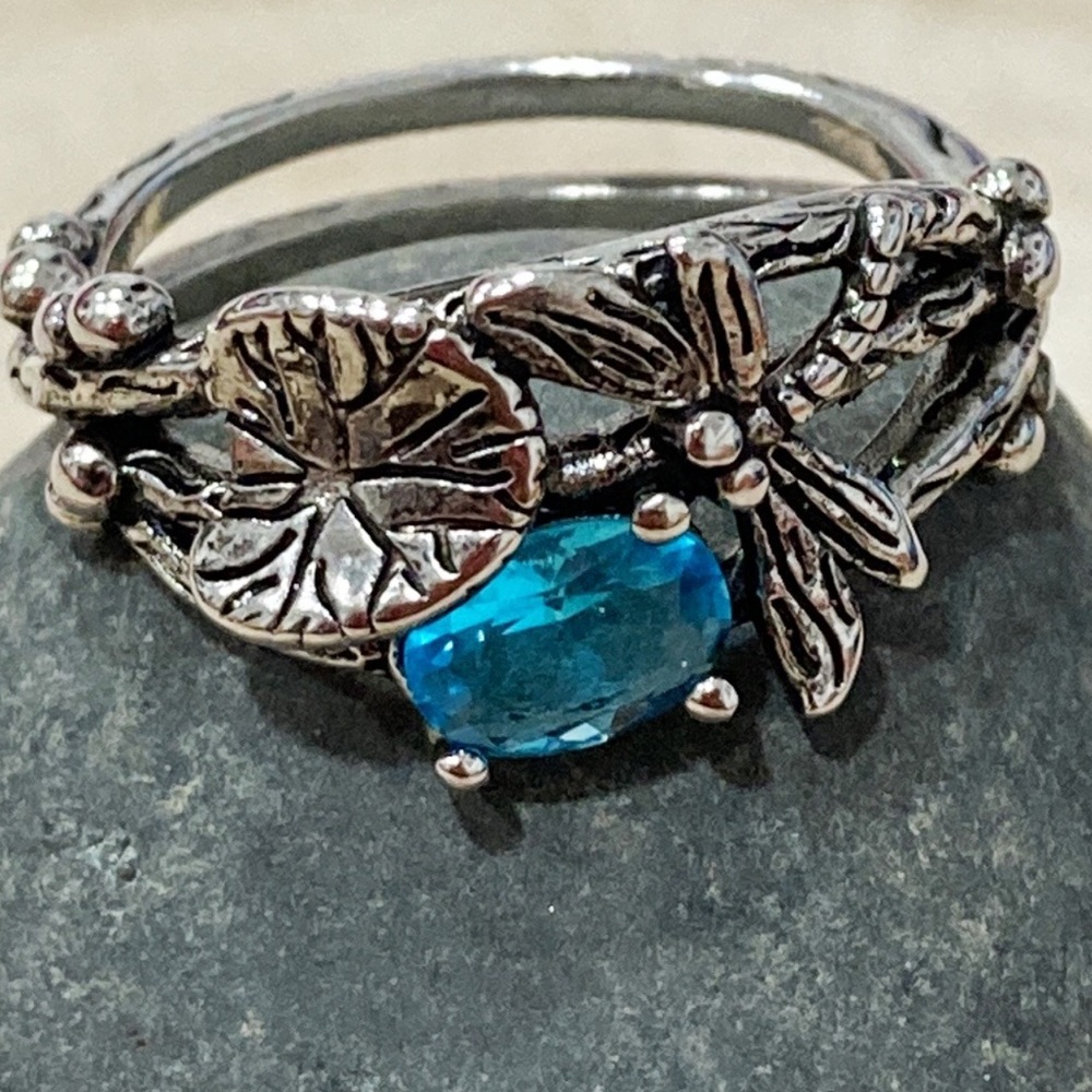 Vintage Style 925 Silver Topaz Dragonfly ring 7